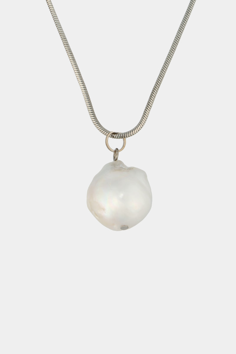 baroque pearl neckless
