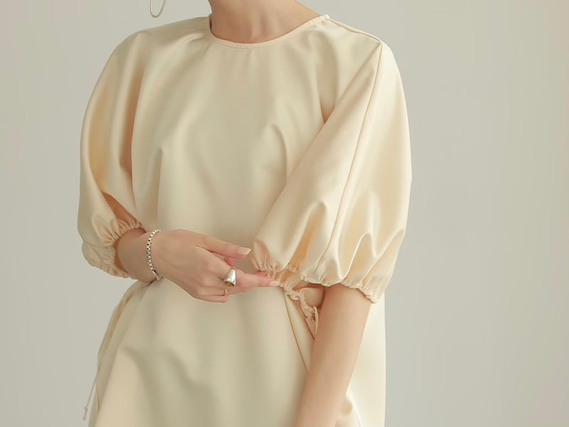 【2021 SUMMER COLLECTION vol.1】SATIN GATHER SLEEVE BLOUSE / PEACHSKIN SATIN SHIRTのご紹介