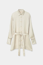 画像をギャラリービューアに読み込む, yoke satin shirt
