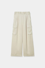 画像をギャラリービューアに読み込む, satin cargo pants