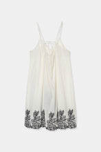 Load image into Gallery viewer, white