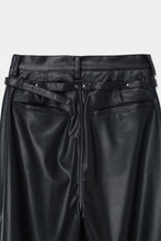 画像をギャラリービューアに読み込む, belted vegan leather pants