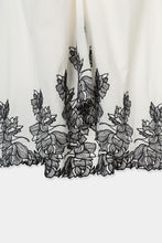 Load image into Gallery viewer, white