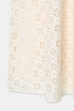 画像をギャラリービューアに読み込む, classic crochet flare dress