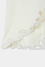 画像をギャラリービューアに読み込む, eyelet embroidery tops