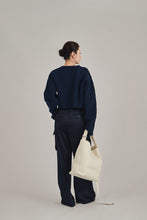 画像をギャラリービューアに読み込む, satin cargo pants