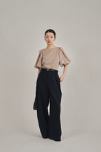 画像をギャラリービューアに読み込む, model：162cm ( beige / FREE )