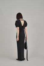 画像をギャラリービューアに読み込む, back open waist drape dress