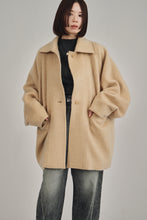 画像をギャラリービューアに読み込む, model：157cm ( beige / FREE )