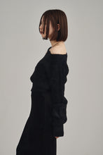 画像をギャラリービューアに読み込む, one shoulder shaggy knit top