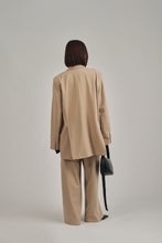 画像をギャラリービューアに読み込む, model：157cm ( beige / FREE )