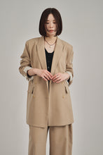画像をギャラリービューアに読み込む, model：157cm ( beige / FREE )