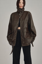 画像をギャラリービューアに読み込む, model：157cm ( brown / FREE )