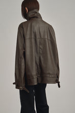 画像をギャラリービューアに読み込む, model：157cm ( brown / FREE )