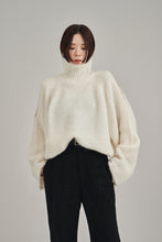 画像をギャラリービューアに読み込む, model：157cm ( ivory / FREE )