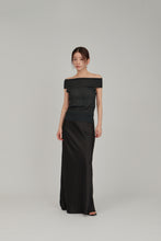 画像をギャラリービューアに読み込む, off shoulder sheer knit tops