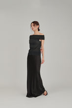 Load image into Gallery viewer, satin narrow skirt