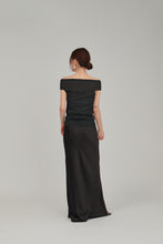 Load image into Gallery viewer, satin narrow skirt