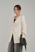画像をギャラリービューアに読み込む, no collar satin jacket