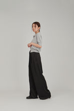 画像をギャラリービューアに読み込む, relax satin pants