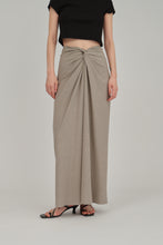 Load image into Gallery viewer, front twist drape skirt