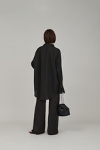 Load image into Gallery viewer, wide sleeve roomy shirt