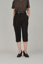 Load image into Gallery viewer, knee length tailored pants