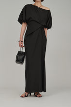 Load image into Gallery viewer, asymmetry neck puff dress