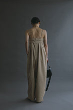 画像をギャラリービューアに読み込む, model：168cm ( beige / M )