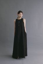 画像をギャラリービューアに読み込む, model：157cm ( black / S )