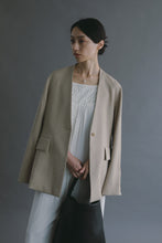 画像をギャラリービューアに読み込む, model：168cm ( beige / FREE )