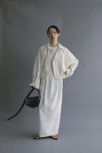 画像をギャラリービューアに読み込む, model：168cm ( ivory / FREE )