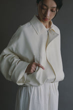 画像をギャラリービューアに読み込む, model：168cm ( ivory / FREE )