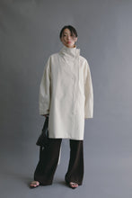 画像をギャラリービューアに読み込む, model：168cm ( ivory / FREE )