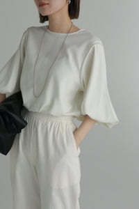 linen like puffsleeve blouse