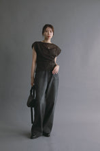 画像をギャラリービューアに読み込む, model：157cm ( black / 38 )