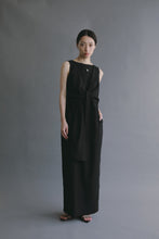 画像をギャラリービューアに読み込む, model：168cm ( black / M )