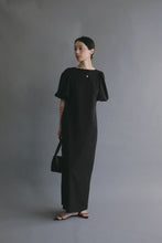 画像をギャラリービューアに読み込む, model：168cm ( black / M )