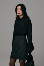 Load image into Gallery viewer, side slit shirt