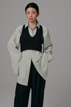 Load image into Gallery viewer, side slit shirt