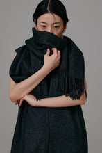 画像をギャラリービューアに読み込む, Vneck tweed combinaison