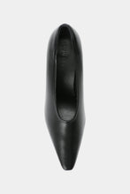 画像をギャラリービューアに読み込む, pointed toe shape pumps