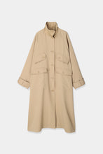 画像をギャラリービューアに読み込む, stand collar over coat