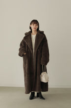 画像をギャラリービューアに読み込む, volume boa coat