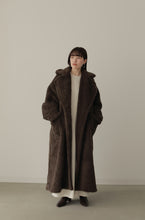 画像をギャラリービューアに読み込む, volume boa coat