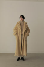 画像をギャラリービューアに読み込む, volume boa coat