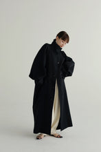 画像をギャラリービューアに読み込む, stand collar over coat