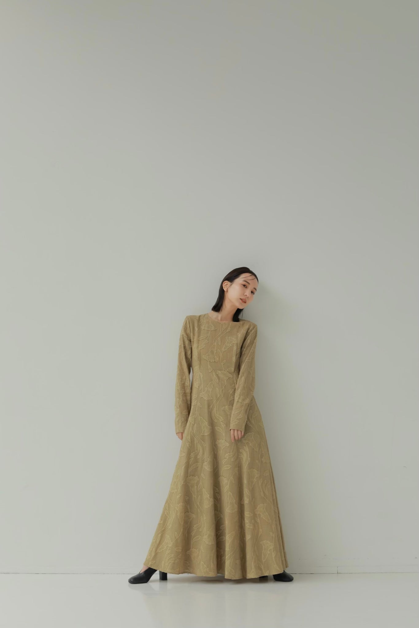 LourenLouren slit sleeve jacquard flare dress