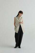 Load image into Gallery viewer, slub tweed shape vest