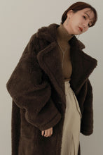 画像をギャラリービューアに読み込む, volume boa coat